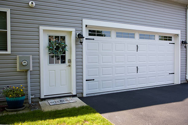 24/7 Emergency Garage Door Panel Replacement experts in Ocean City, NJ